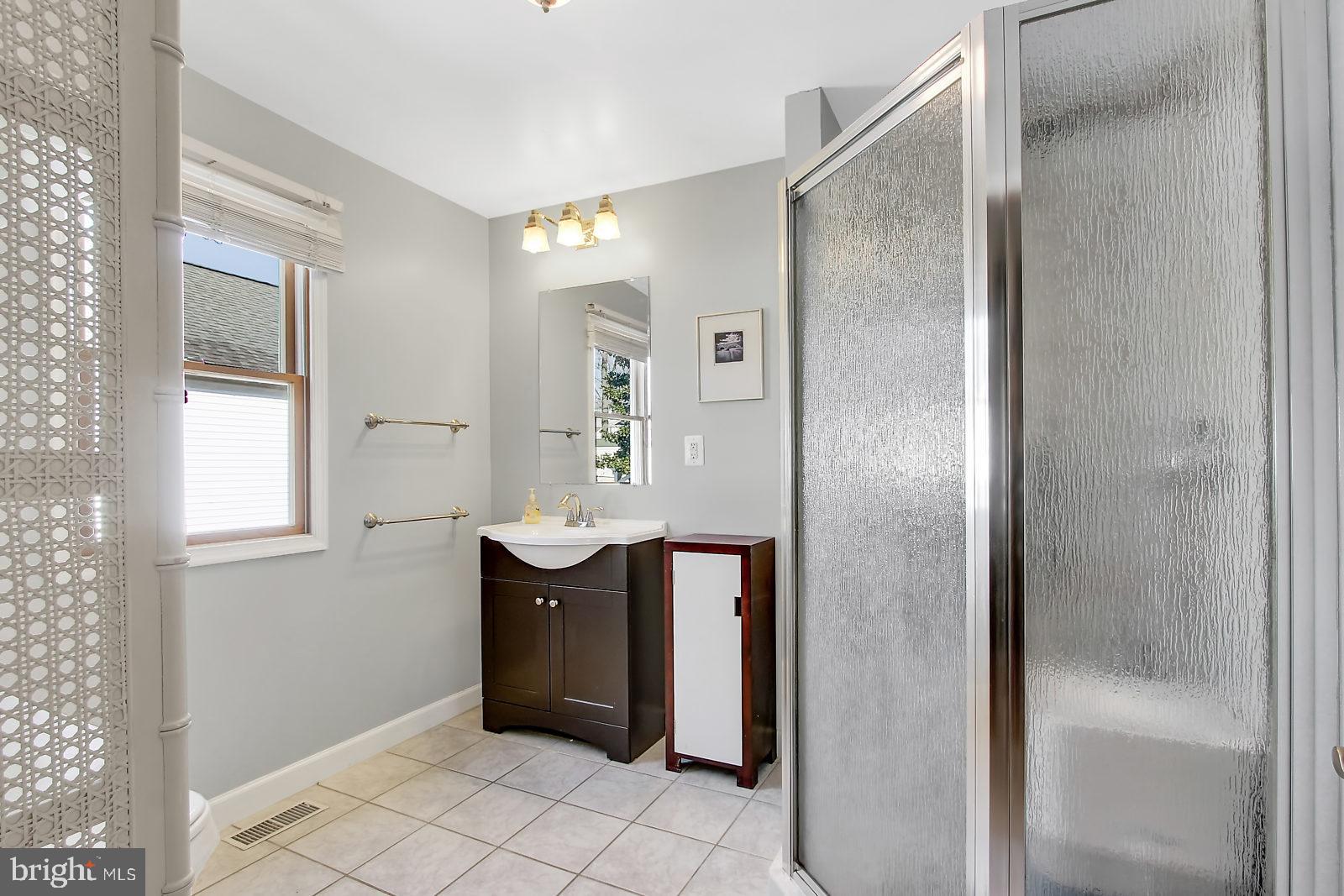 602 North Stuart Street Baltimore, MD 21221 - Photo 26 of 35 Owners Suite