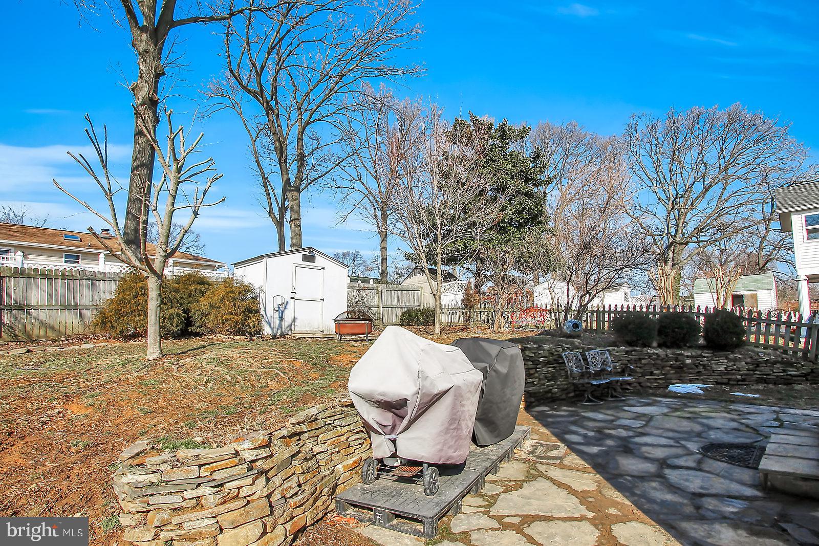 602 North Stuart Street Baltimore, MD 21221 - Photo 33 of 35 Beautiful Stone Patio