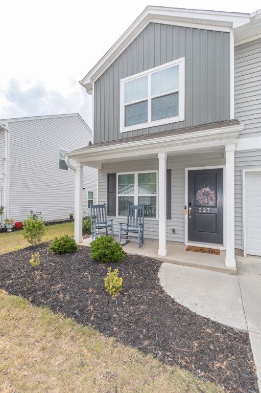 227 Celebration Avenue Anderson, SC 29625 - Photo 4 of 50