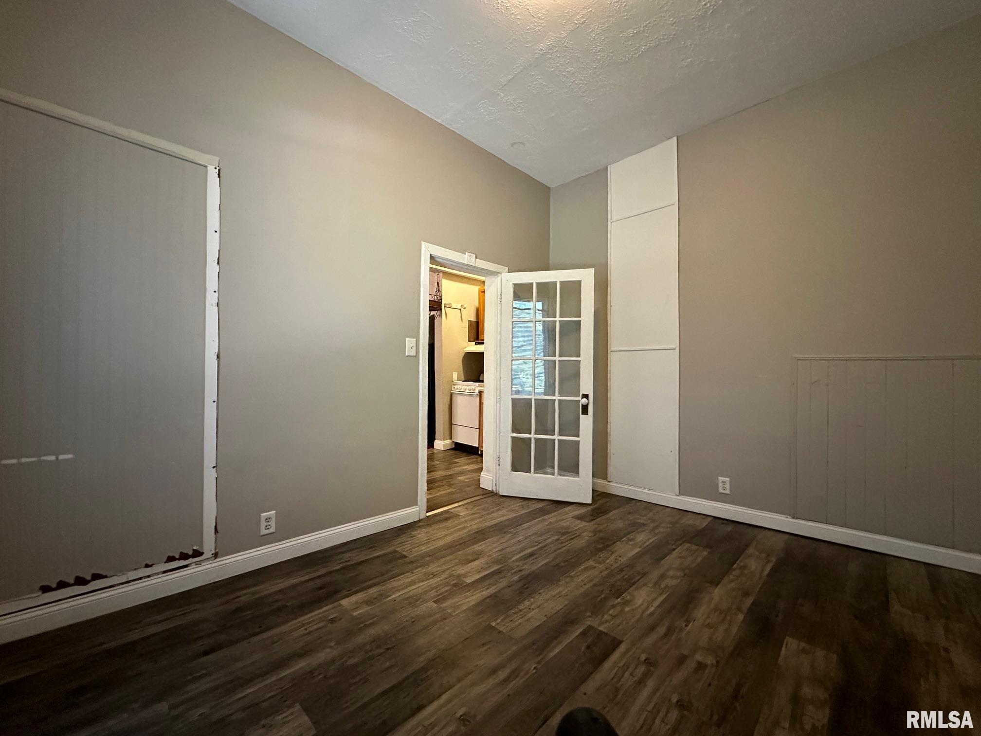 333 South Douglas Avenue, Unit 2 Springfield, IL 62704 - Photo 7 of 11