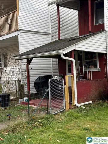 $115,000 | 28 Main Street, Middleport, PA 17953