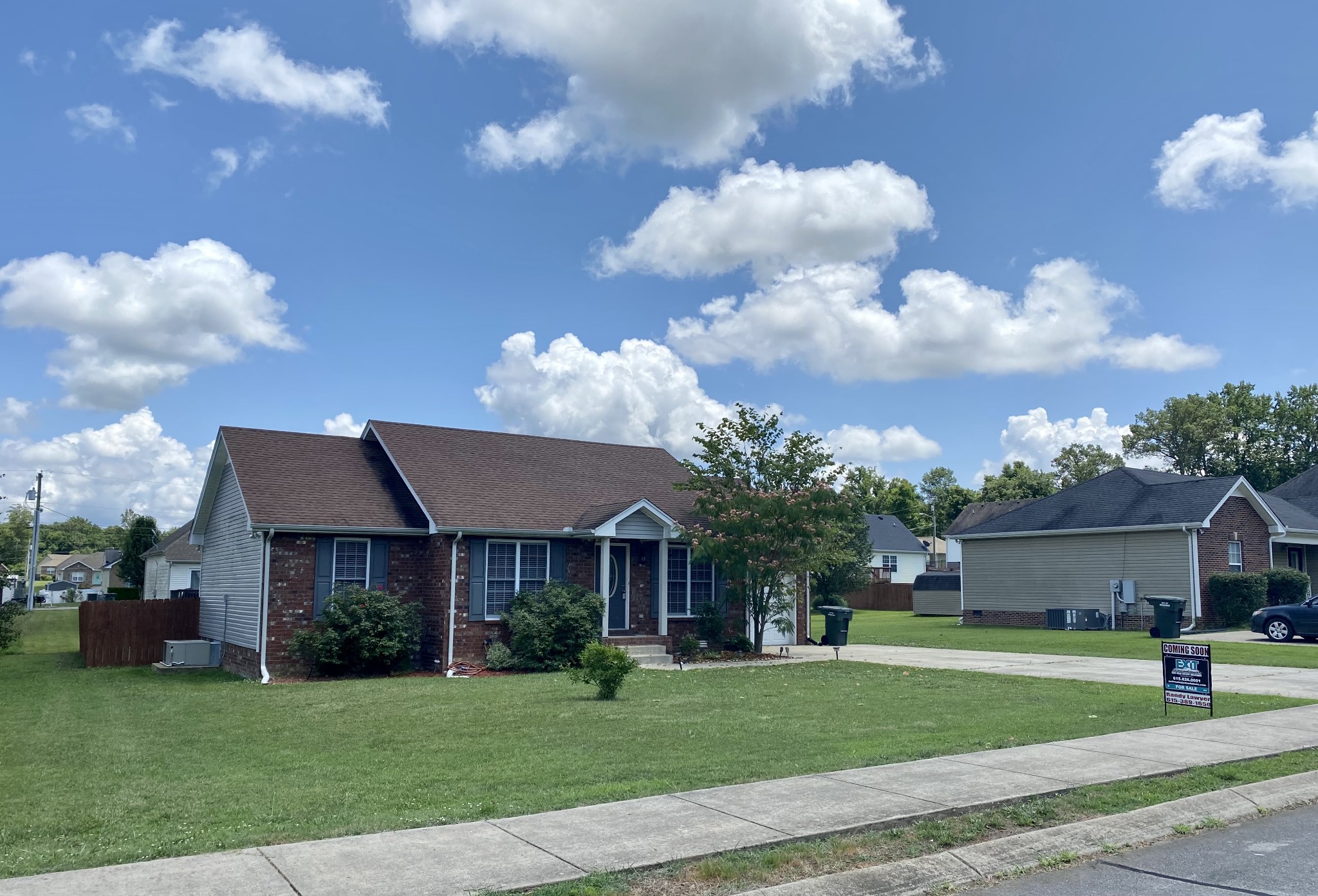 147 Filly Lane Springfield, TN 37172 - Photo 3 of 24 a front view of a house with a garden