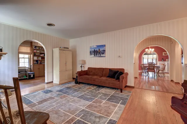 $280,000 | 1411 1st Avenue, Sterling, IL 61081