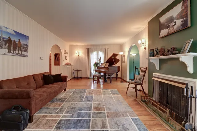 $280,000 | 1411 1st Avenue, Sterling, IL 61081