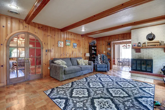 $280,000 | 1411 1st Avenue, Sterling, IL 61081