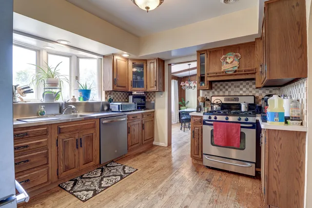 $280,000 | 1411 1st Avenue, Sterling, IL 61081