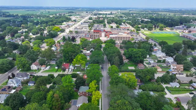 $280,000 | 1411 1st Avenue, Sterling, IL 61081