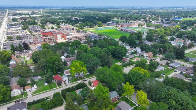 $280,000 | 1411 1st Avenue, Sterling, IL 61081