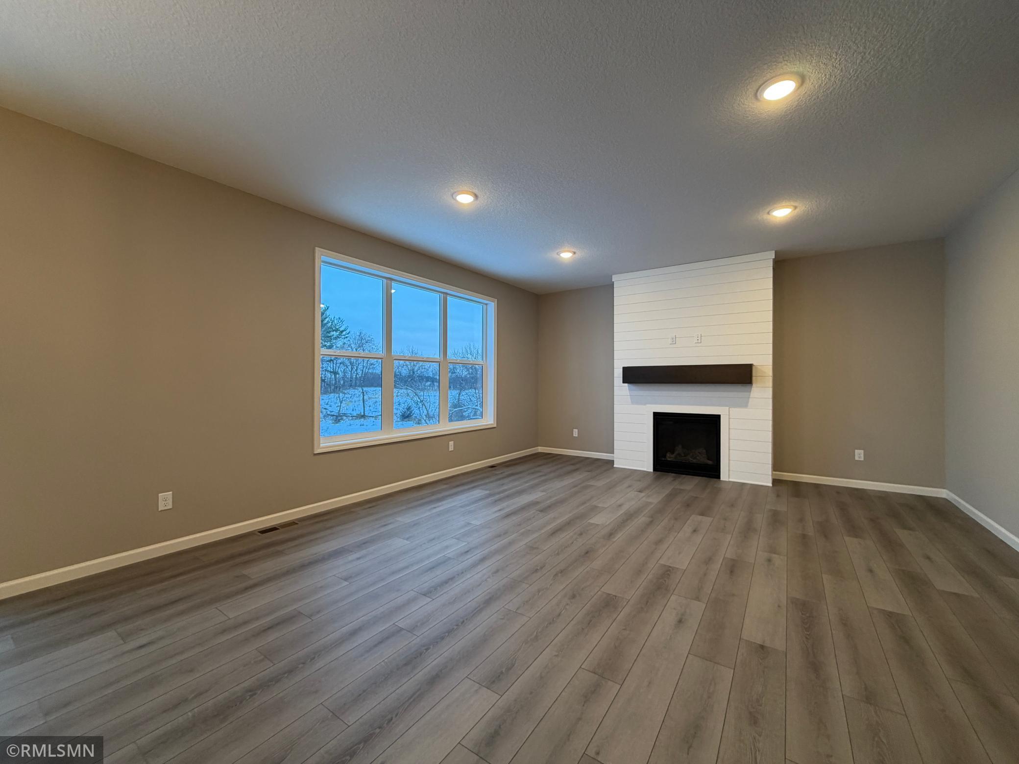 6173 Rachele Avenue Northeast Rogers, MN 55374 - Photo 5 of 20