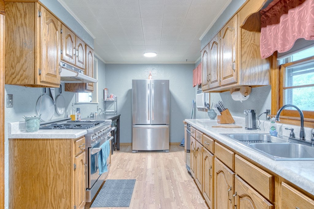 3764 Case Knife Road Pulaski, VA 24301 - Photo 29 of 47 Gallery Image 29