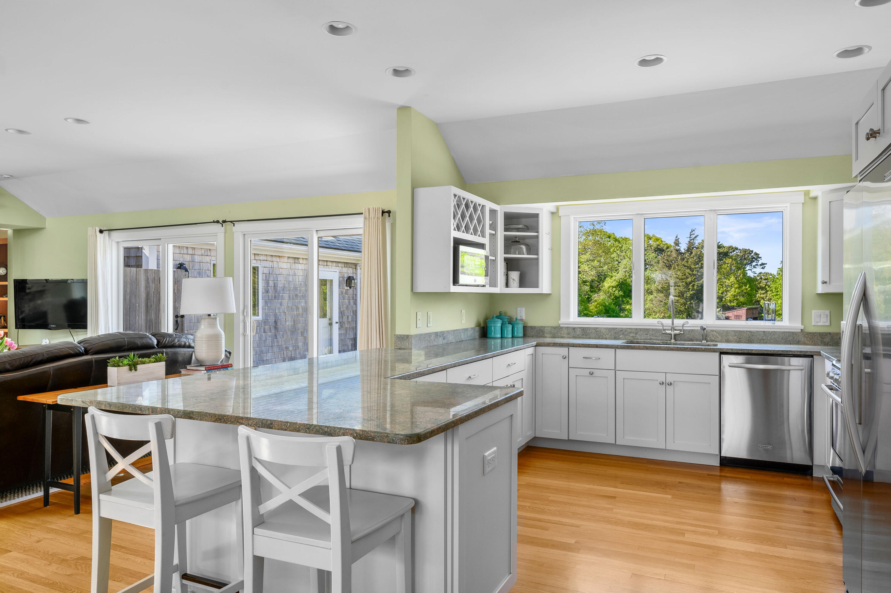 3580 Main Street Barnstable, MA 02630 - Photo 11 of 47 IMG_0357