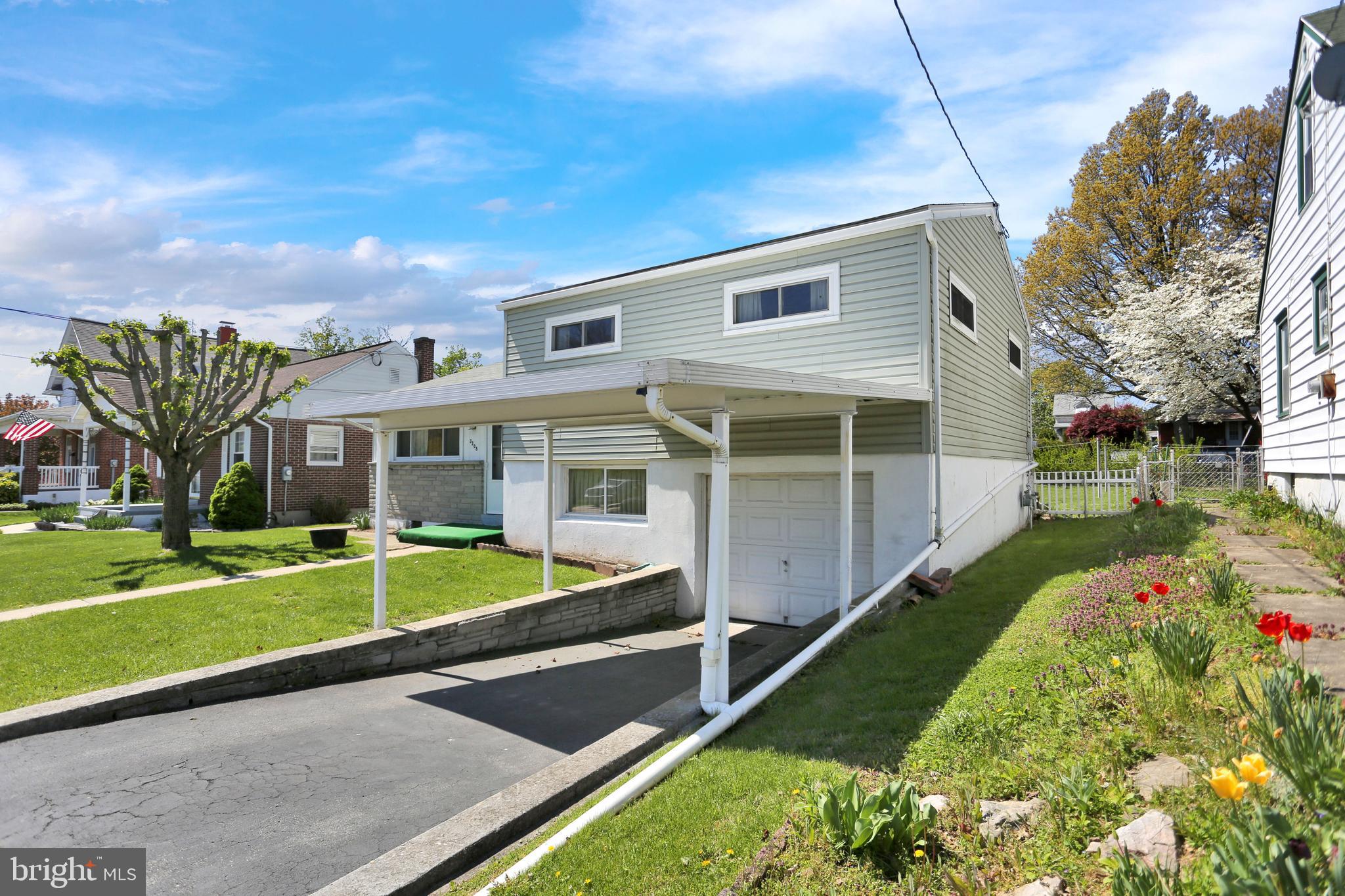 3308 Ridgeway Street Reading, PA 19605 - Photo 2 of 26 Gallery Image 2