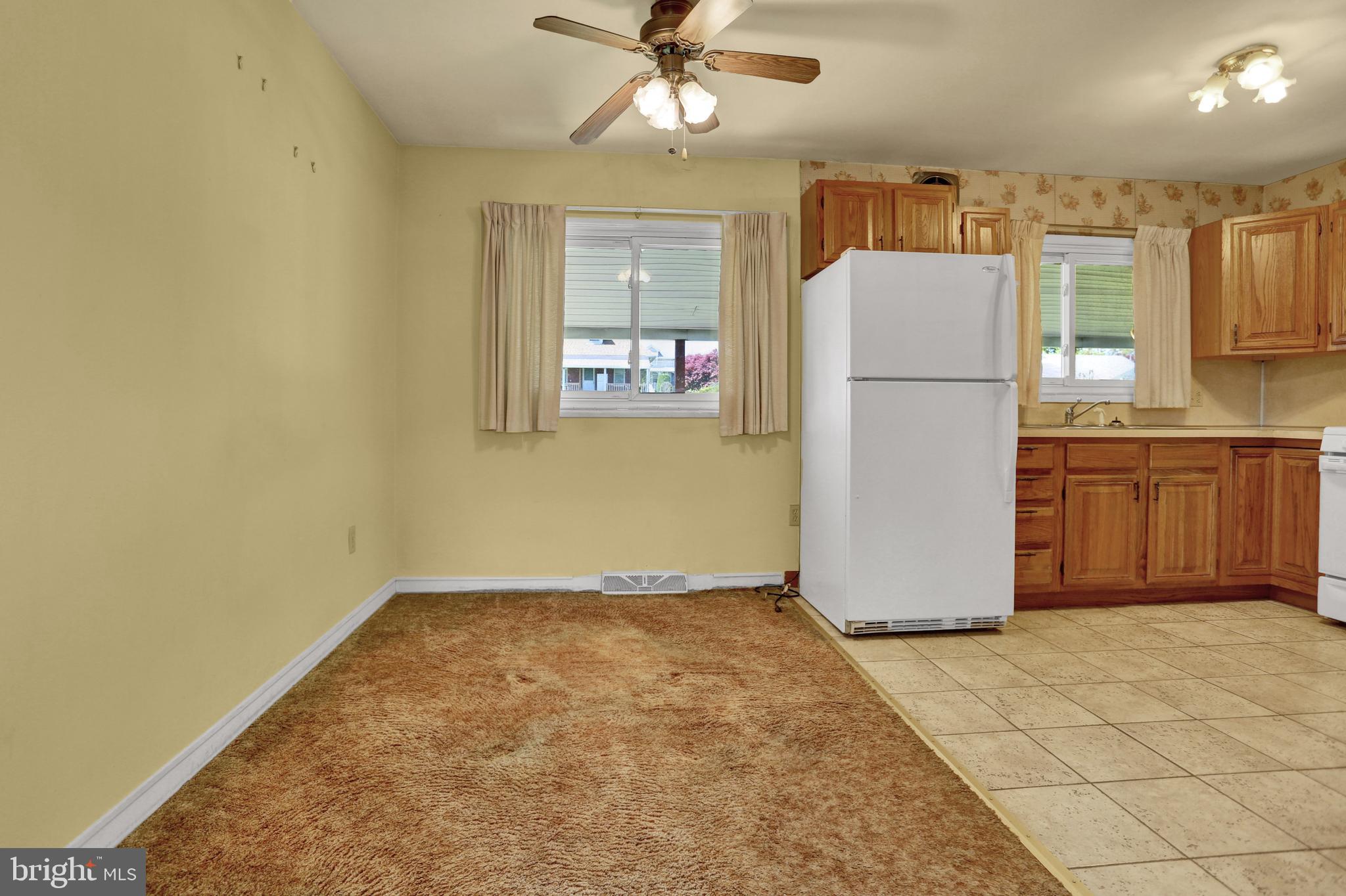 3308 Ridgeway Street Reading, PA 19605 - Photo 7 of 26 Dining Room