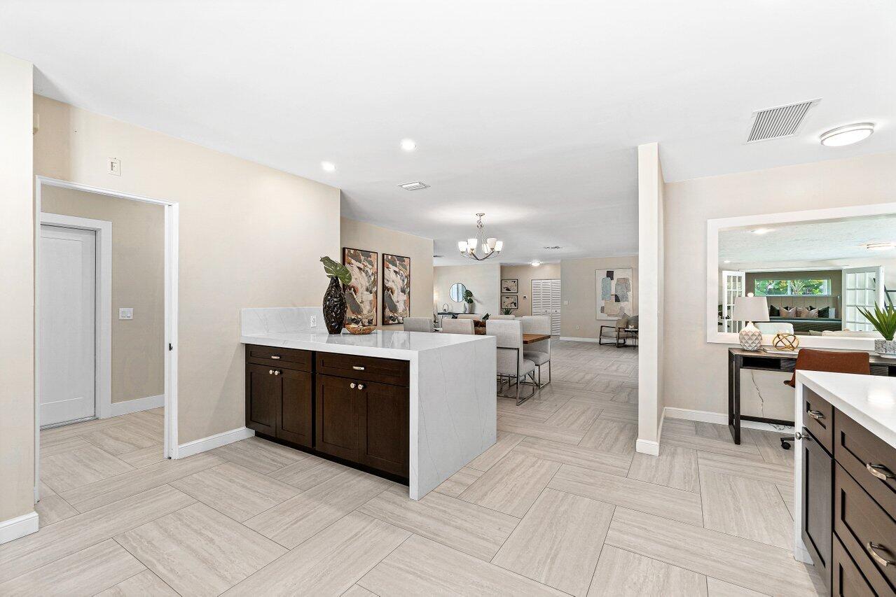 718 West Camino Real Boca Raton, FL 33486 - Photo 11 of 30 Kitchen
