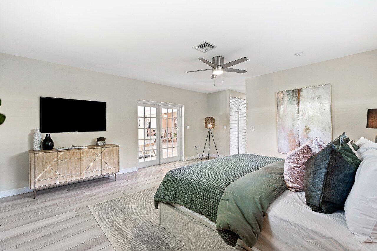 718 West Camino Real Boca Raton, FL 33486 - Photo 17 of 30 Primary Bedroom