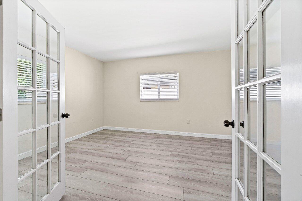 718 West Camino Real Boca Raton, FL 33486 - Photo 21 of 30 Bedroom 2