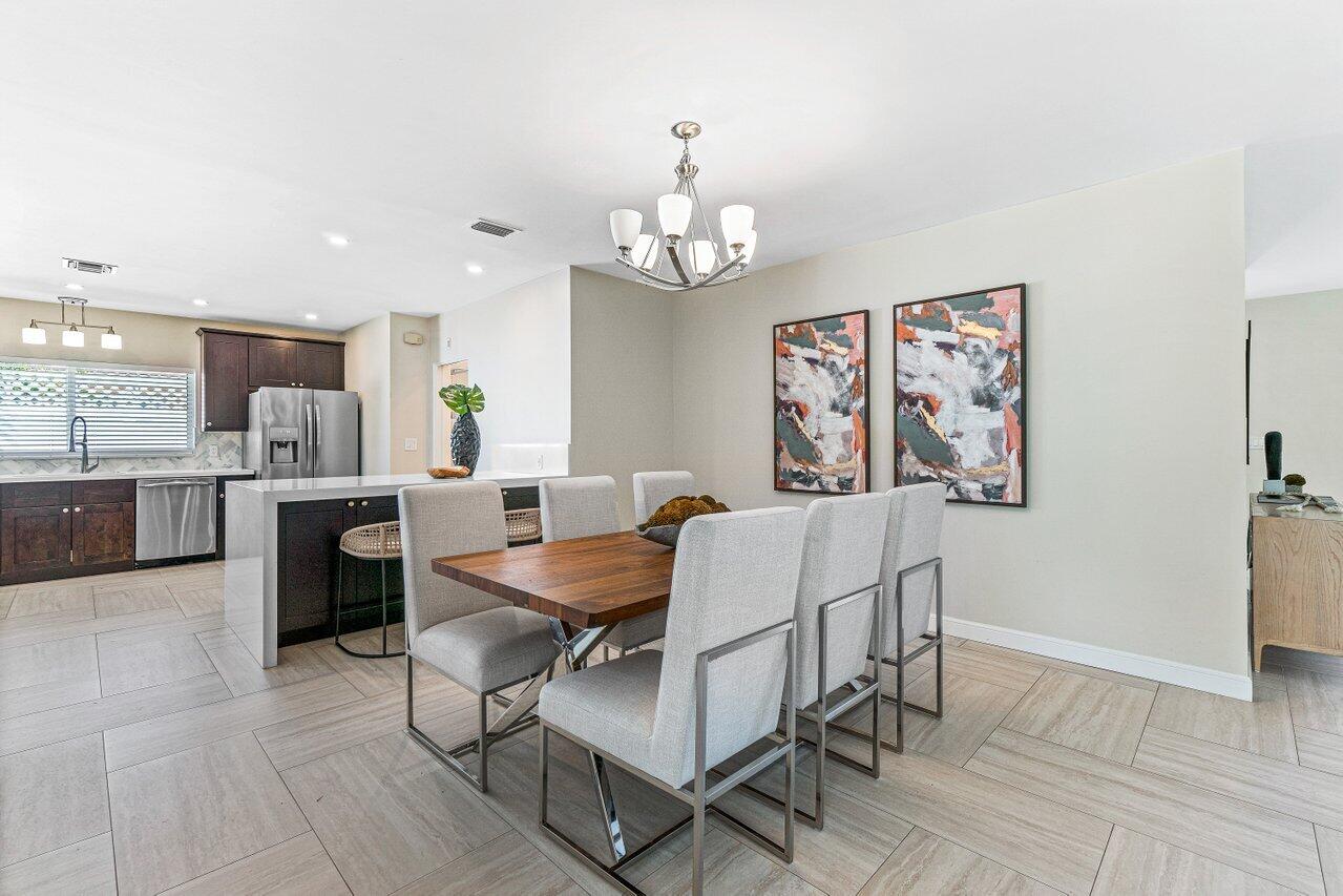 718 West Camino Real Boca Raton, FL 33486 - Photo 6 of 30 Dining Room