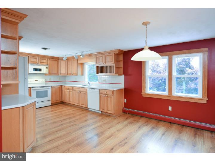 271 Stony Run Road Spring City, PA 19475 - Photo 8 of 25