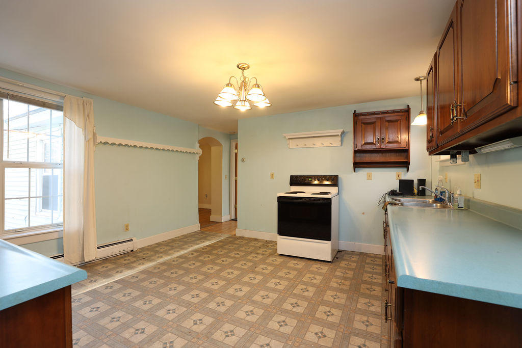 49 Middle Street Augusta, ME 04330 - Photo 18 of 27 508A4019