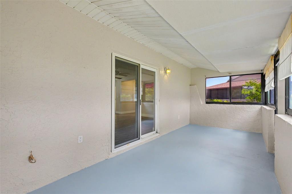 1502 16th Circle Southeast, Unit 28 Largo, FL 33771 - Photo 27 of 48