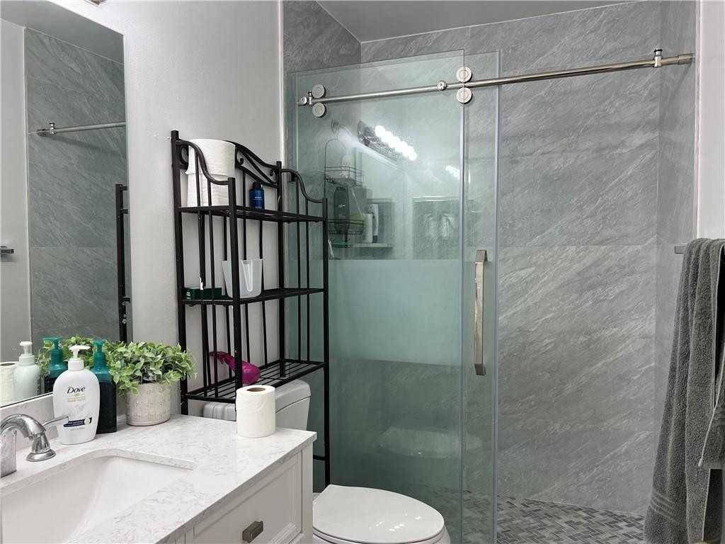 22415 Southwest 61st Way, Unit 202 Boca Raton, FL 33428 - Photo 10 of 22 2nd Bathroom