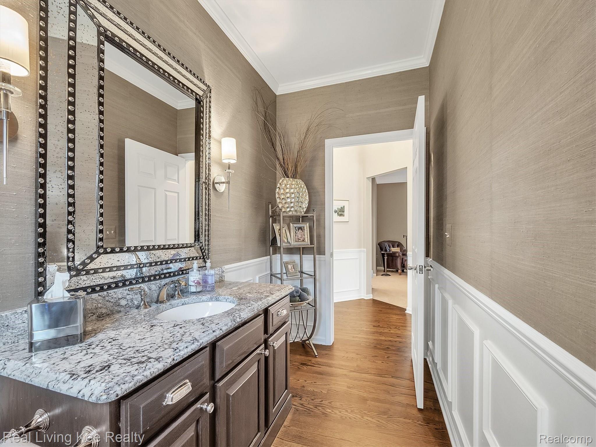 3909 White Tail Drive Rochester, MI 48306 - Photo 25 of 80 25--windowstill-realestate-photography-25.jpg
