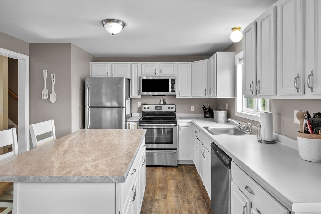692 Sodom Road Westport, MA 02790 - Photo 8 of 42 Gallery Image 8