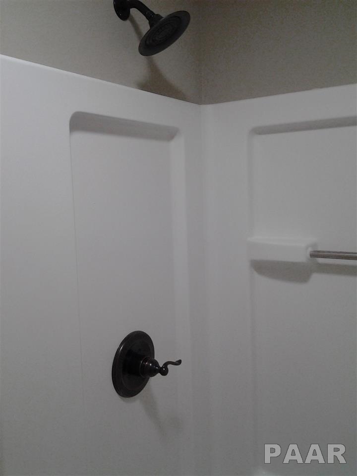 1412 Kingsbury Road Washington, IL 61571 - Photo 23 of 31 Gallery Image 23