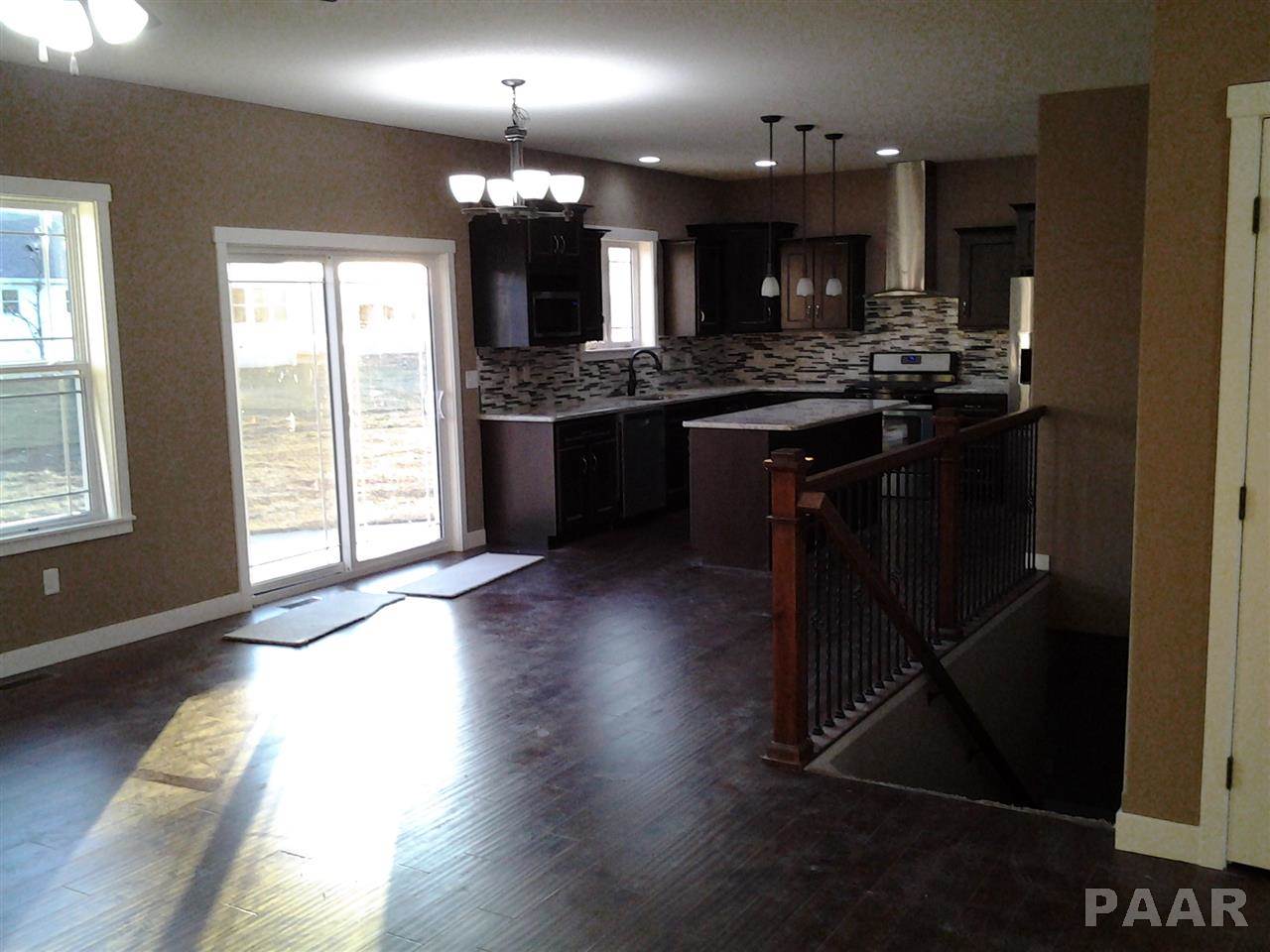1412 Kingsbury Road Washington, IL 61571 - Photo 9 of 31 Gallery Image 9