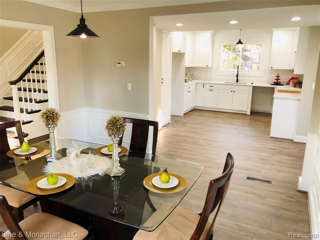721 Pemberton Road Grosse Pointe Park, MI 48230 - Photo 2 of 41