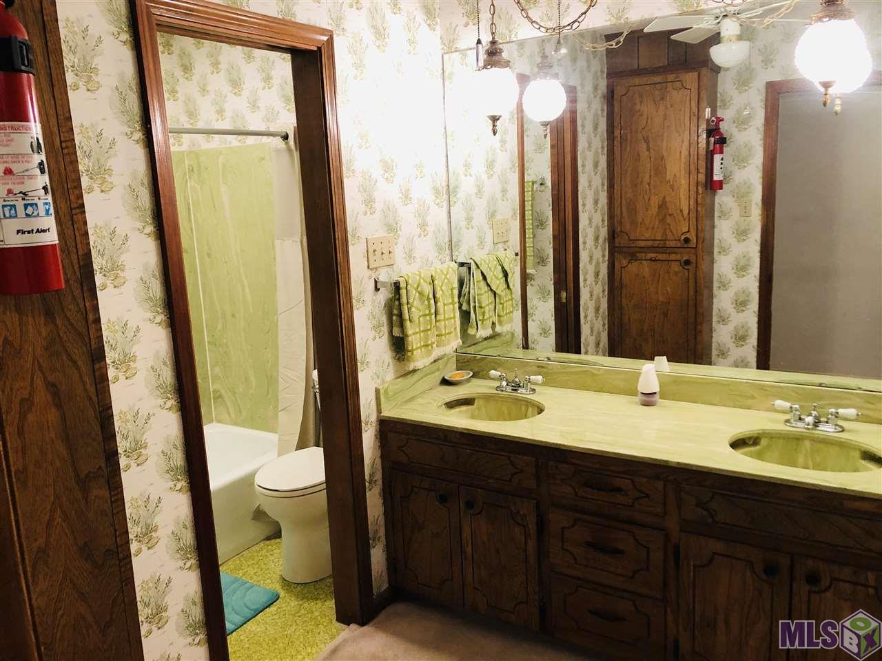 7261 Palmetto Drive Baton Rouge, LA 70808 - Photo 10 of 16