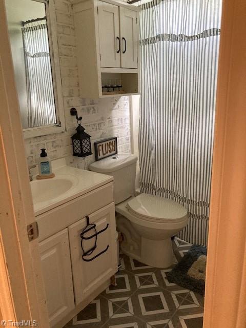 2703 Darden Road Greensboro, NC 27407 - Photo 6 of 7