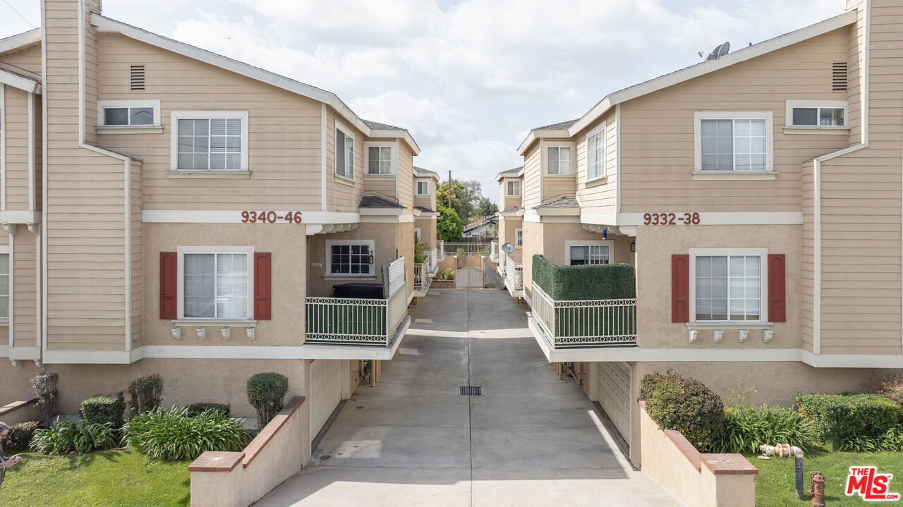 9344 Telegraph Road Downey, CA 90240 - Photo 1 of 2 Gallery Image 1