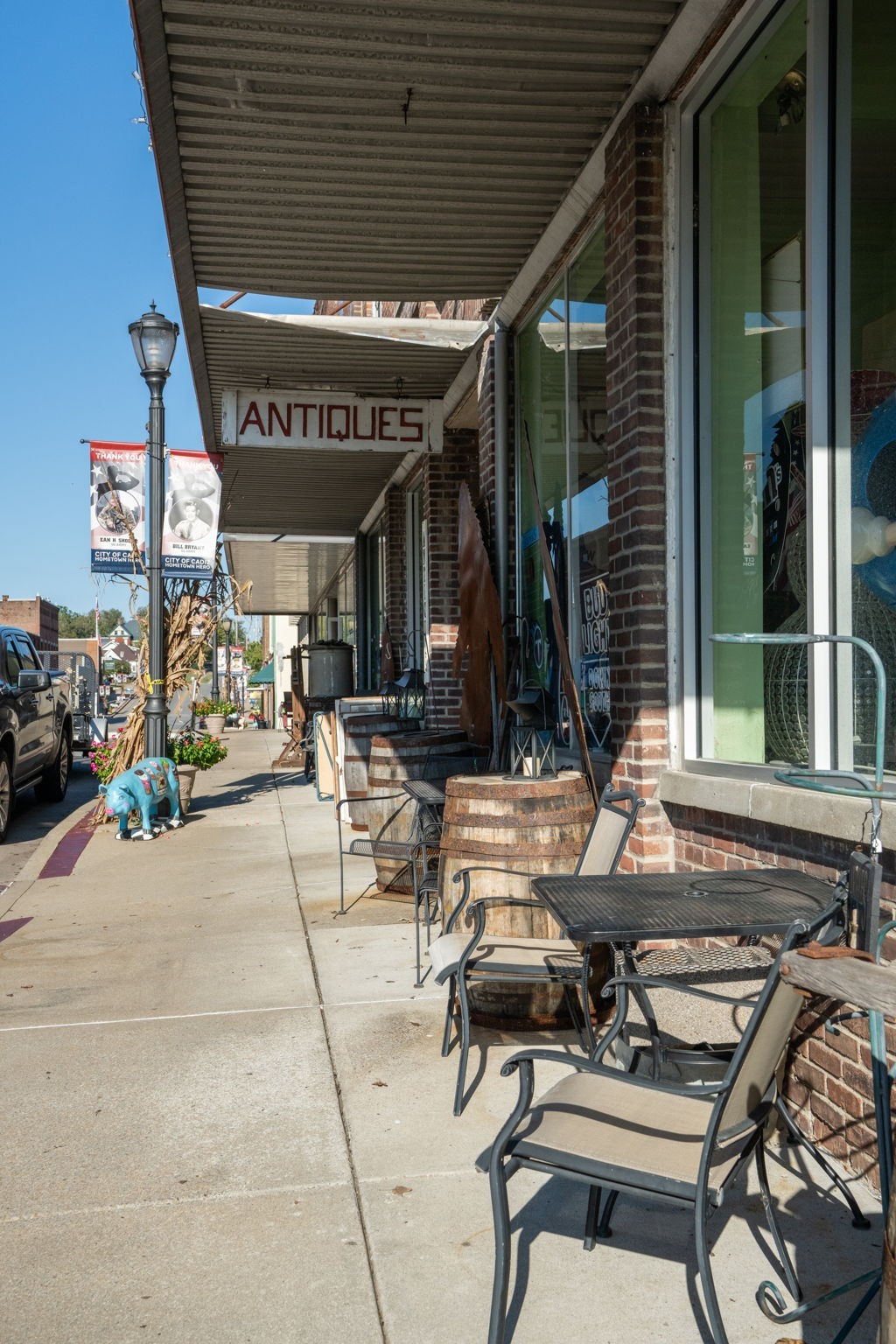 0 Lock E Road Cadiz, KY 42211 - Photo 77 of 88 a building outdoor space with patio furniture and potted plants