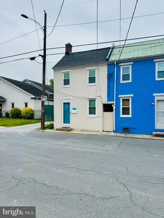 $1,800 | 25 Degrange Street, Frederick, MD 21701