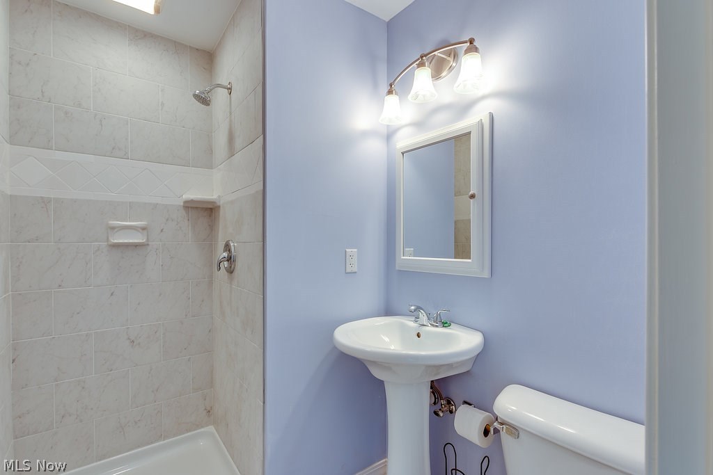 10908 Chardon Road Chardon, OH 44024 - Photo 11 of 35 Gallery Image 11