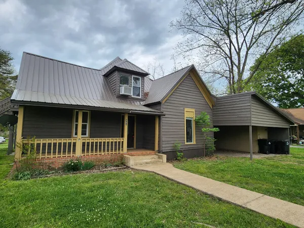 $1,800 | 401 North Polk Street, Tullahoma, TN 37388