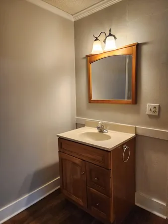 $1,695 | 401 North Polk Street, Tullahoma, TN 37388
