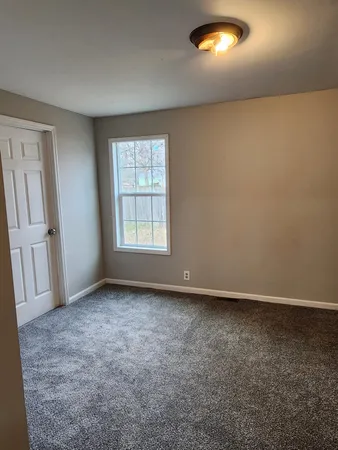 $1,800 | 401 North Polk Street, Tullahoma, TN 37388