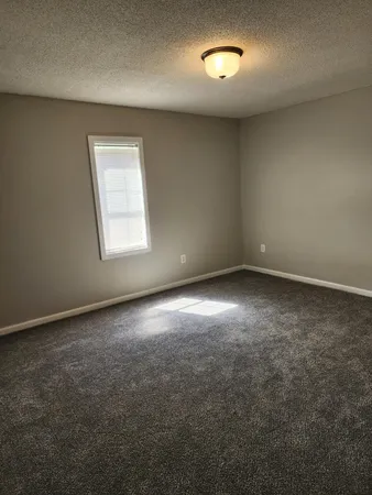 $1,695 | 401 North Polk Street, Tullahoma, TN 37388