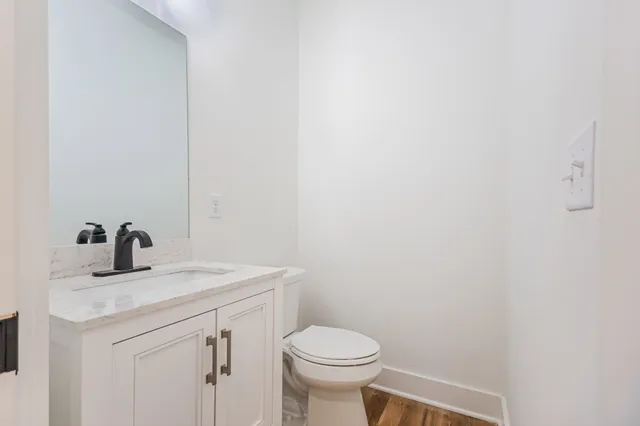 $699,000 | 5043 Cherrywood Drive, Nashville, TN 37211