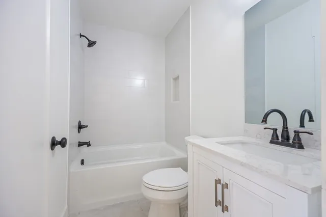 $699,000 | 5043 Cherrywood Drive, Nashville, TN 37211