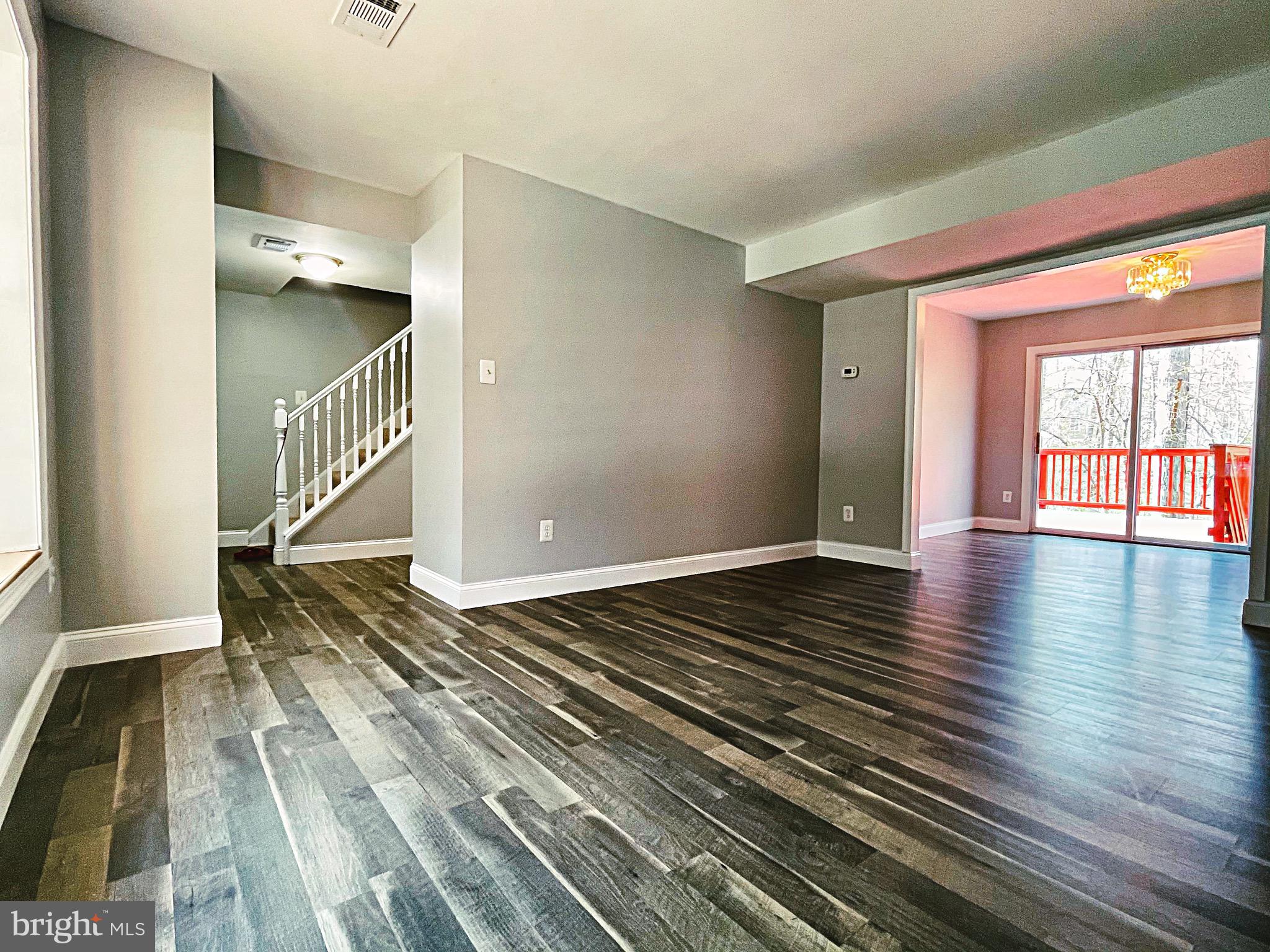 5682 Kirkham Court Springfield, VA 22151 - Photo 8 of 15 Gallery Image 8