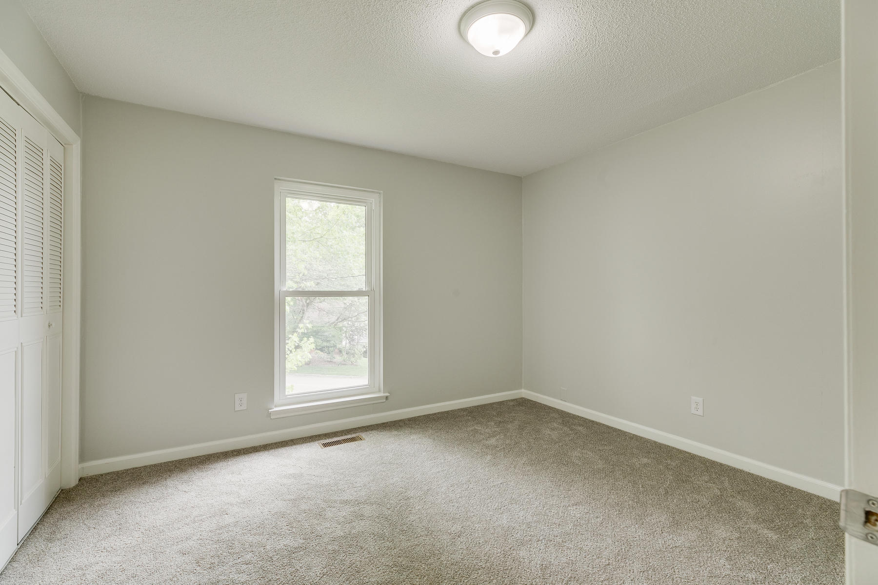 6421 Point Pleasant Road Hixson, TN 37343 - Photo 29 of 53 028
