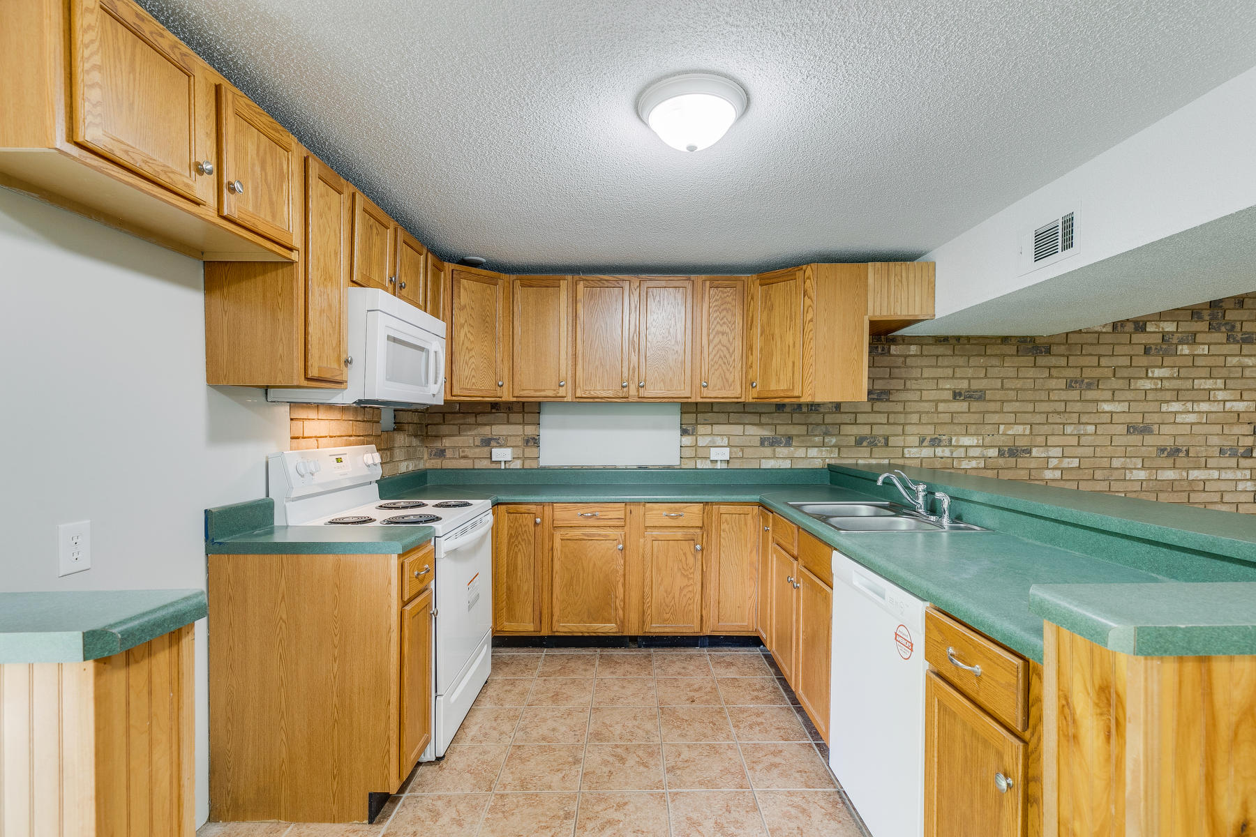 6421 Point Pleasant Road Hixson, TN 37343 - Photo 37 of 53 037
