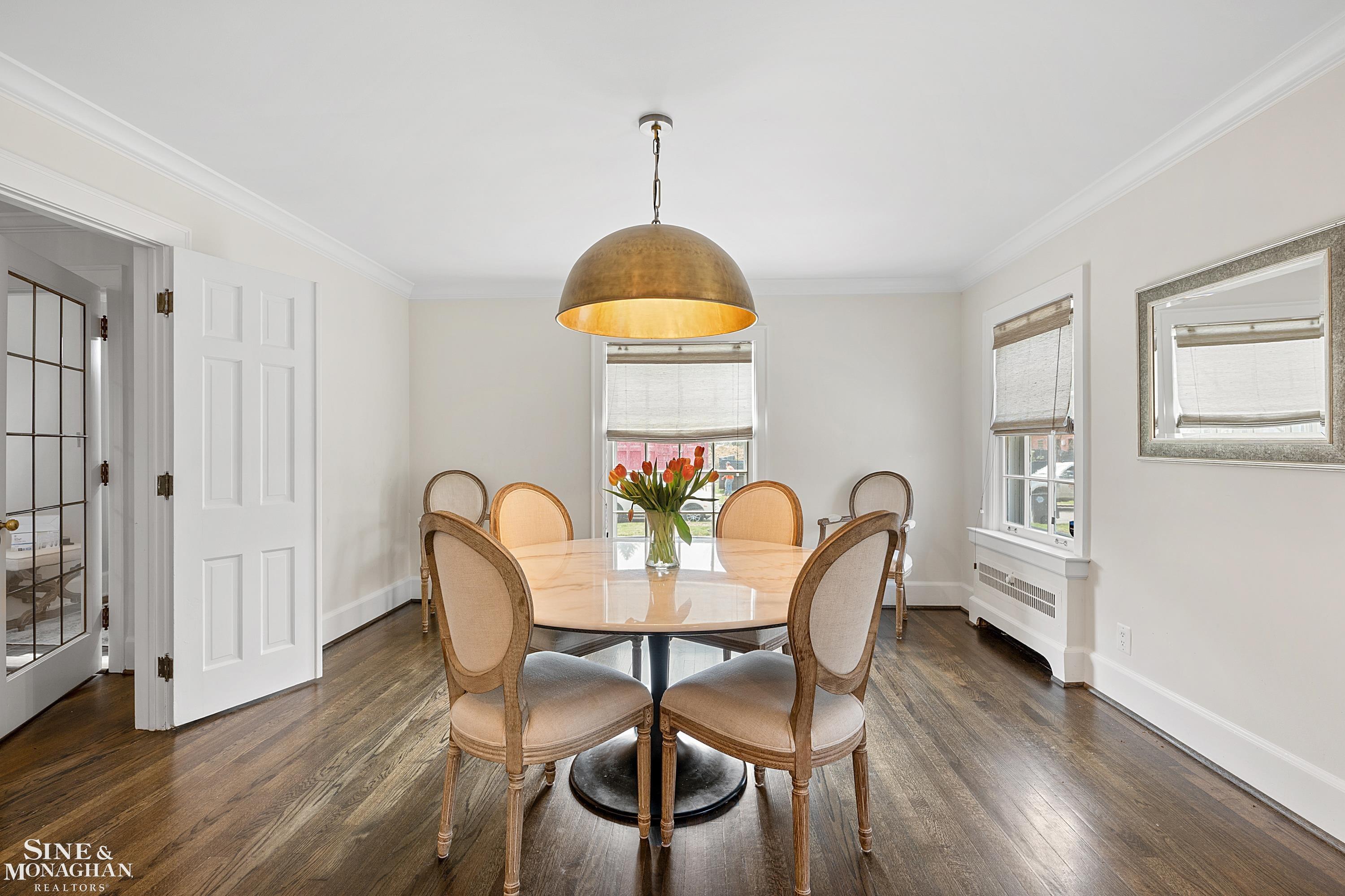 118 Merriweather Road Grosse Pointe, MI 48236 - Photo 10 of 54 50139312-FD35E94F-C15D-44EC-A85C-795536A607E7.JPG