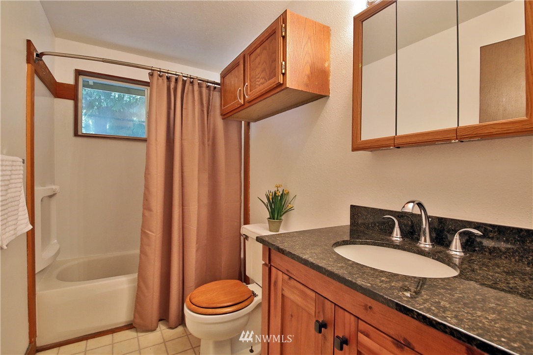 3939 Lone Lake Road Langley, WA 98260 - Photo 13 of 21 Gallery Image 13