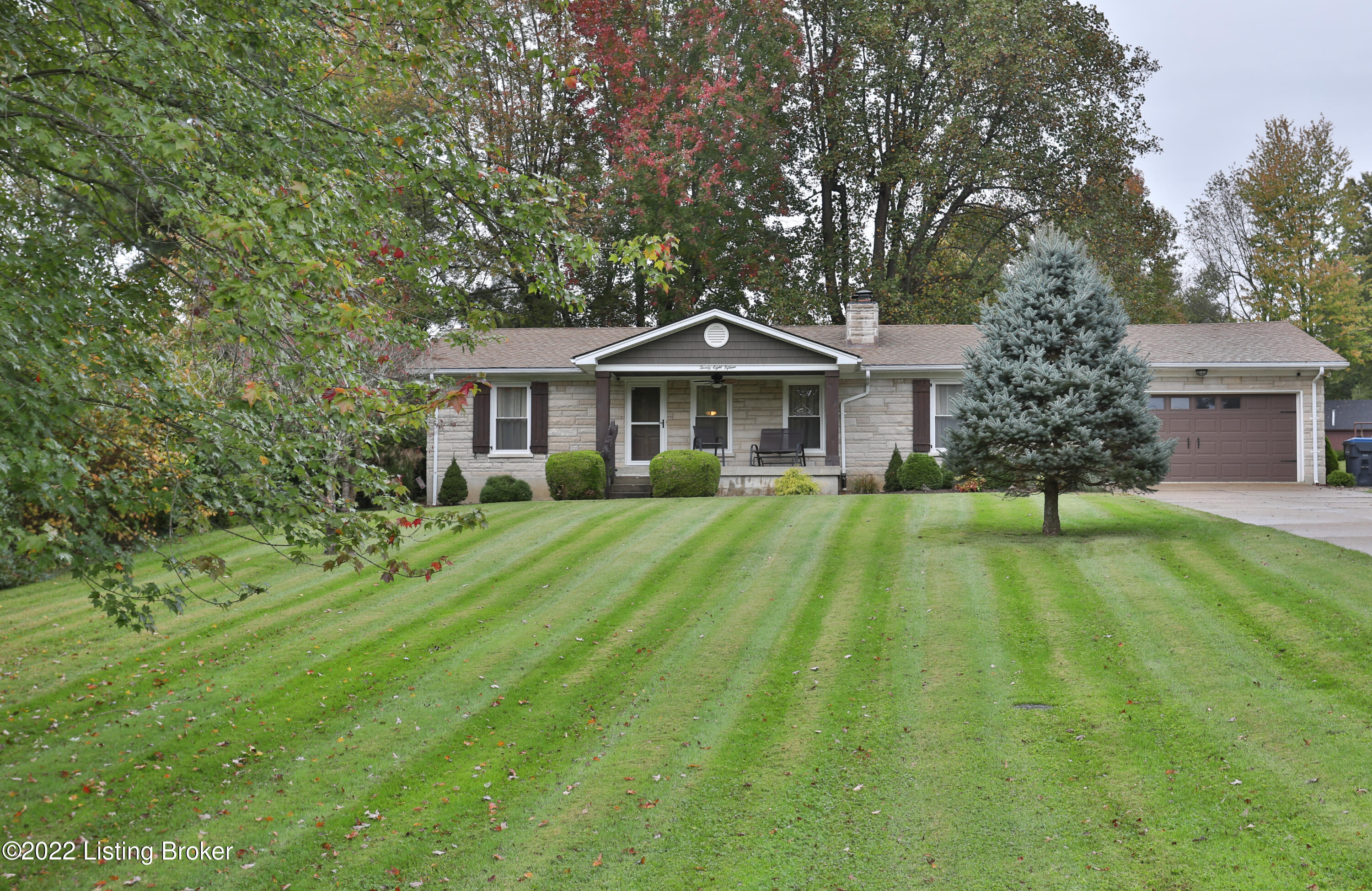2815 Timber Hill Road Louisville, KY 40214 - Photo 12 of 32 2815 Timber Hills Rd-03