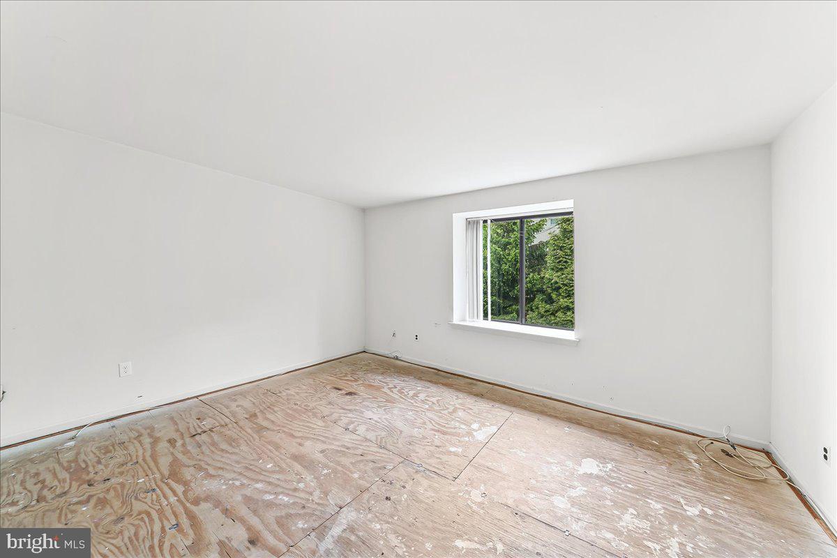 100 Llanalew Road, Unit 3C Haverford, PA 19041 - Photo 17 of 33 Primary Bedroom