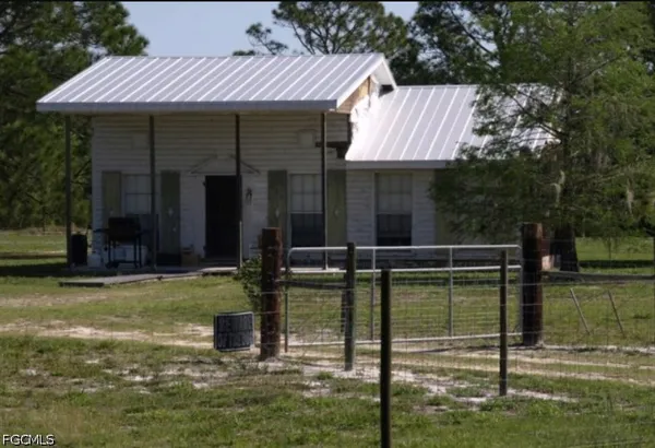 $327,500 | 22841 North River Road, Alva, FL 33920